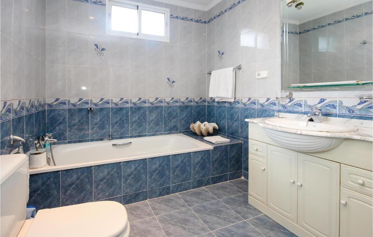 Gorgeous Apartment In Urb El Chaparral With Wifi ラ・カラ・デ・ミハス エクステリア 写真